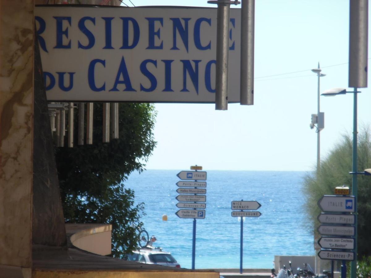 Joly 2 Pieces A 100 Mt De La Menton